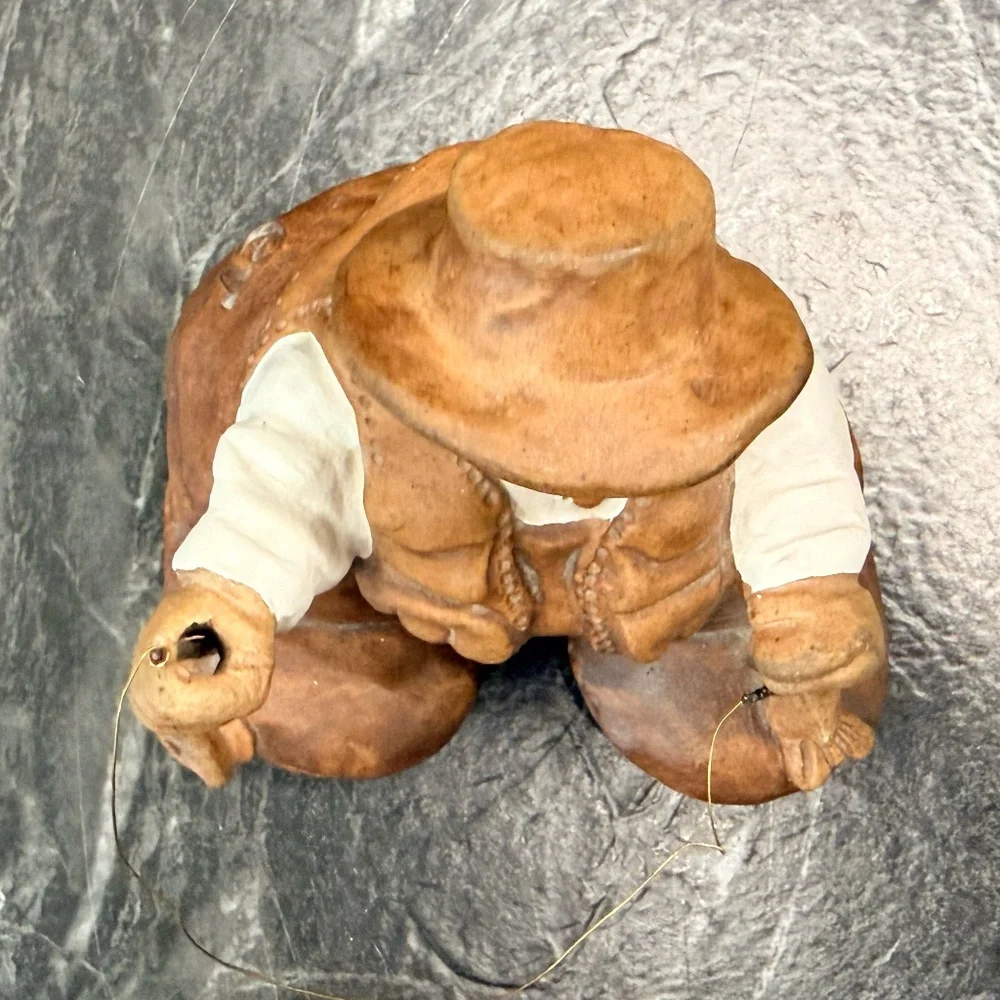 ROGERS’ ROWDIES Fishing Figurine